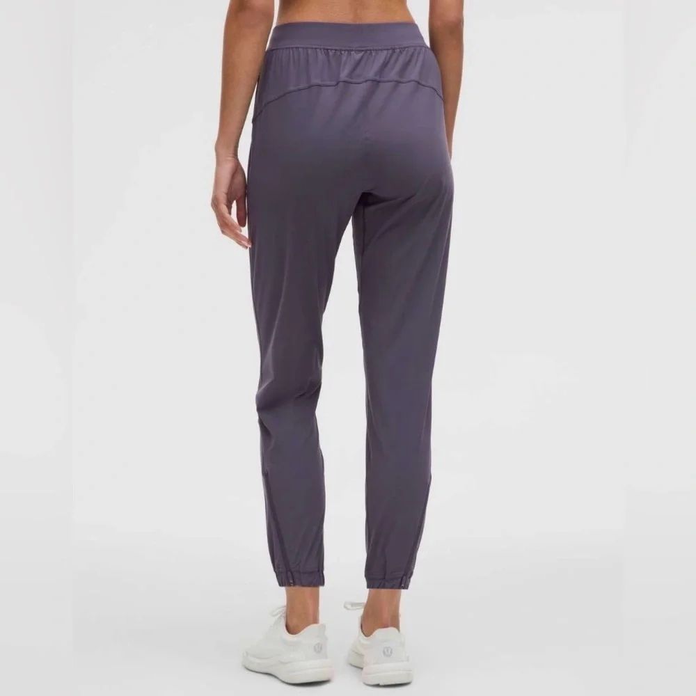 Lululemon Adapted State High-Rise Jogger *Full Length Nightfall Size 6